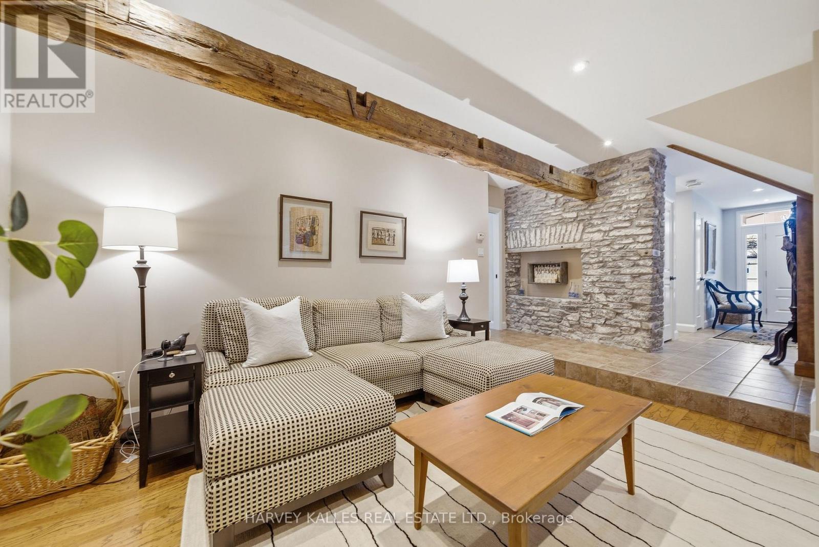 7 - 4 Bridge Street, Prince Edward County, Ontario  K0K 2T0 - Photo 9 - X12842956