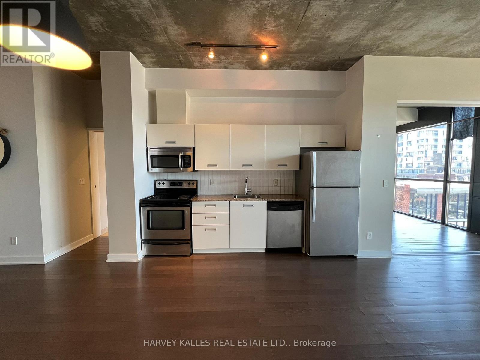 601 - 60 Bathurst Street, Toronto, Ontario  M5V 2P4 - Photo 14 - C12844594