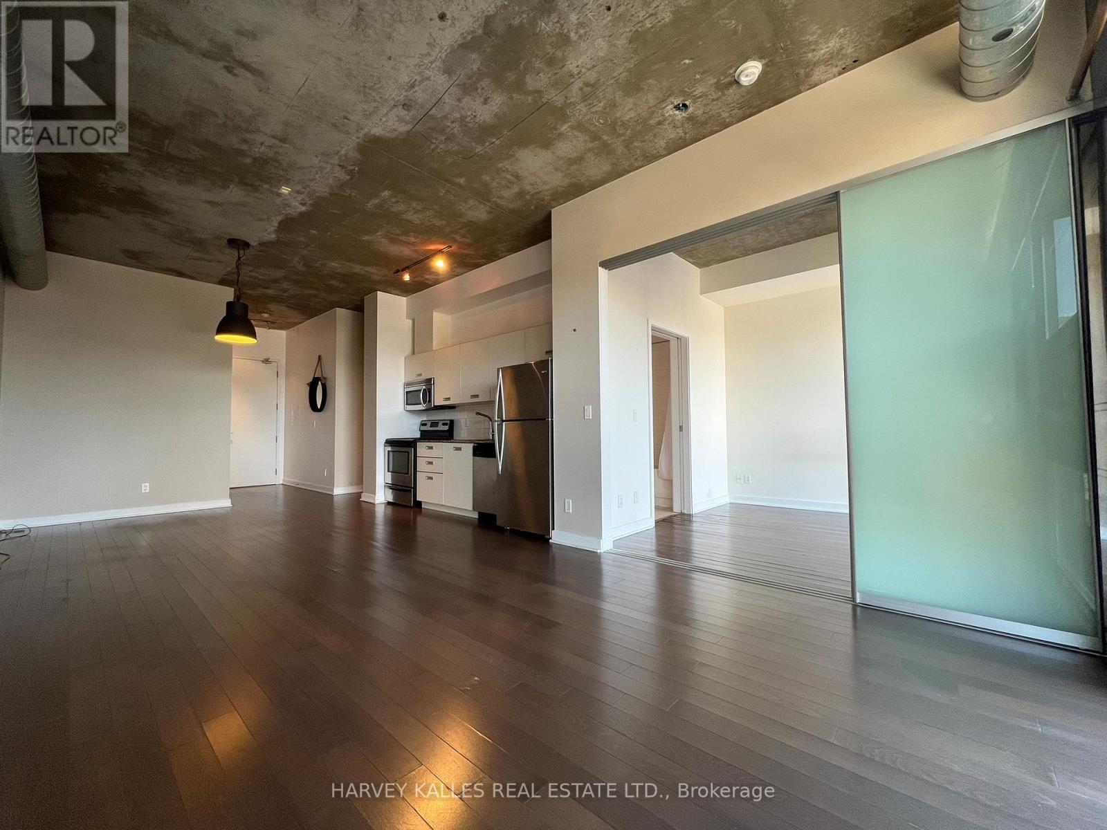 601 - 60 Bathurst Street, Toronto, Ontario  M5V 2P4 - Photo 16 - C12844594