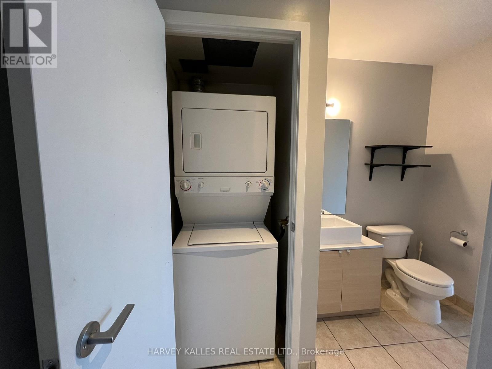 601 - 60 Bathurst Street, Toronto, Ontario  M5V 2P4 - Photo 24 - C12844594