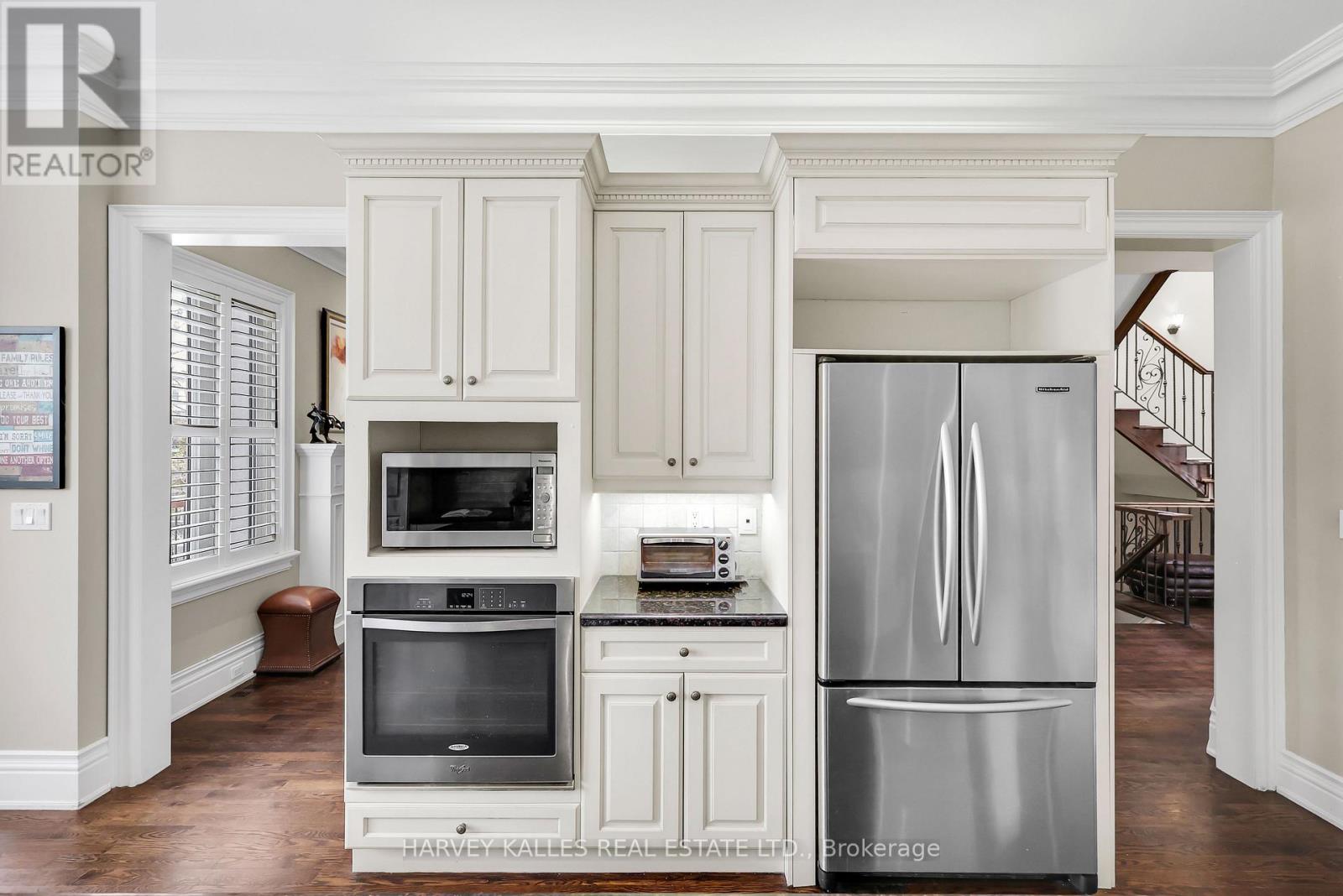 76 Dunblaine Avenue, Toronto, Ontario  M5M 2S1 - Photo 16 - C12846376