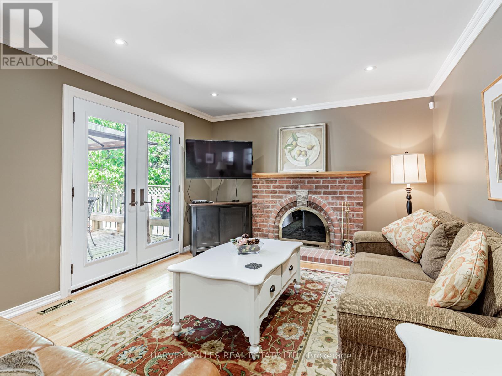 49 Rothean Drive, Whitby, Ontario L1P 1L5 - Photo 13 - E12846310