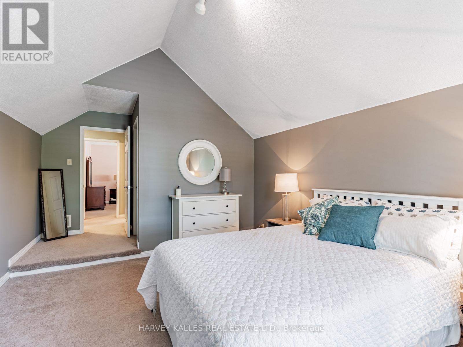 49 Rothean Drive, Whitby, Ontario L1P 1L5 - Photo 27 - E12846310