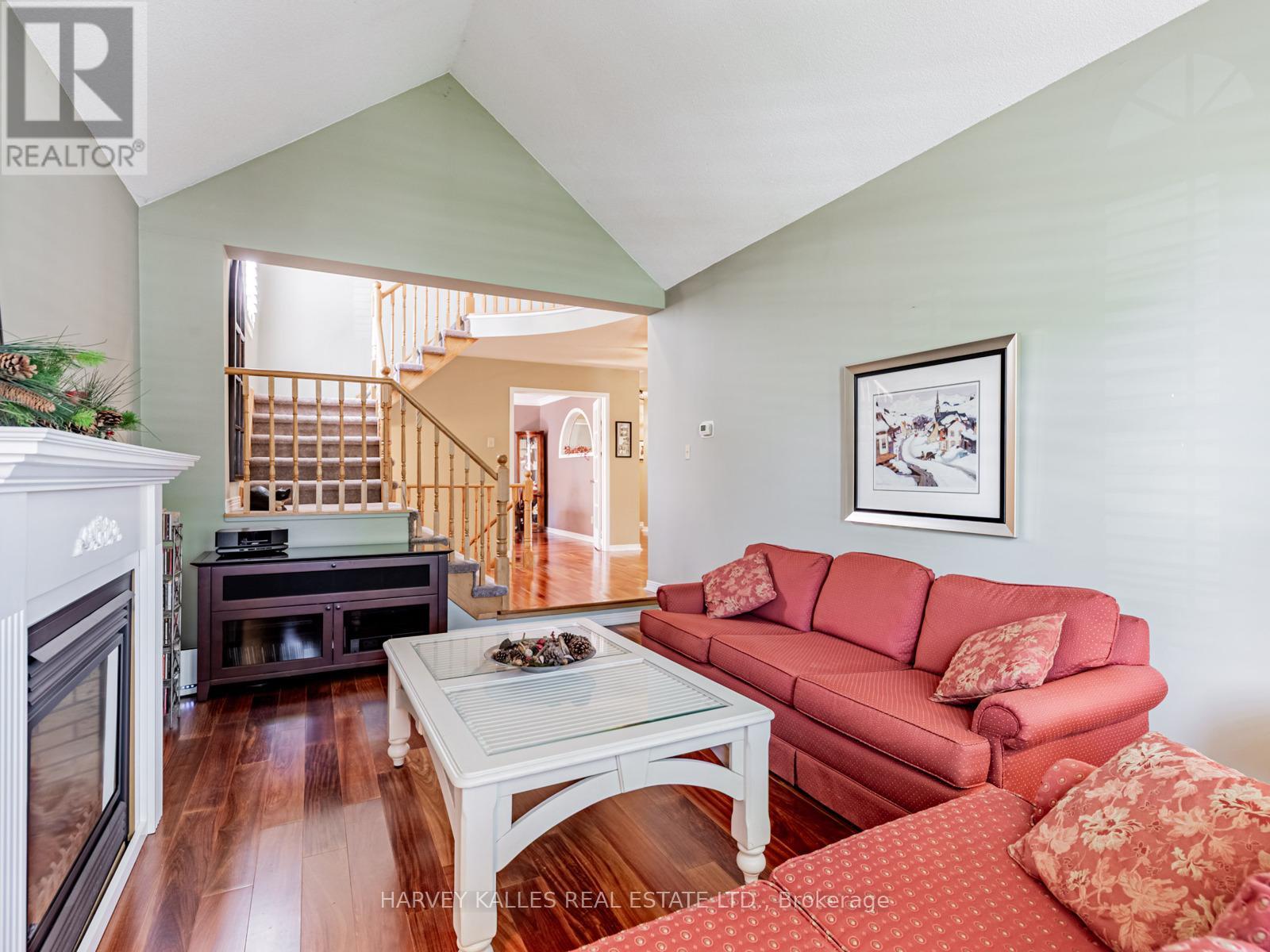 49 Rothean Drive, Whitby, Ontario L1P 1L5 - Photo 5 - E12846310