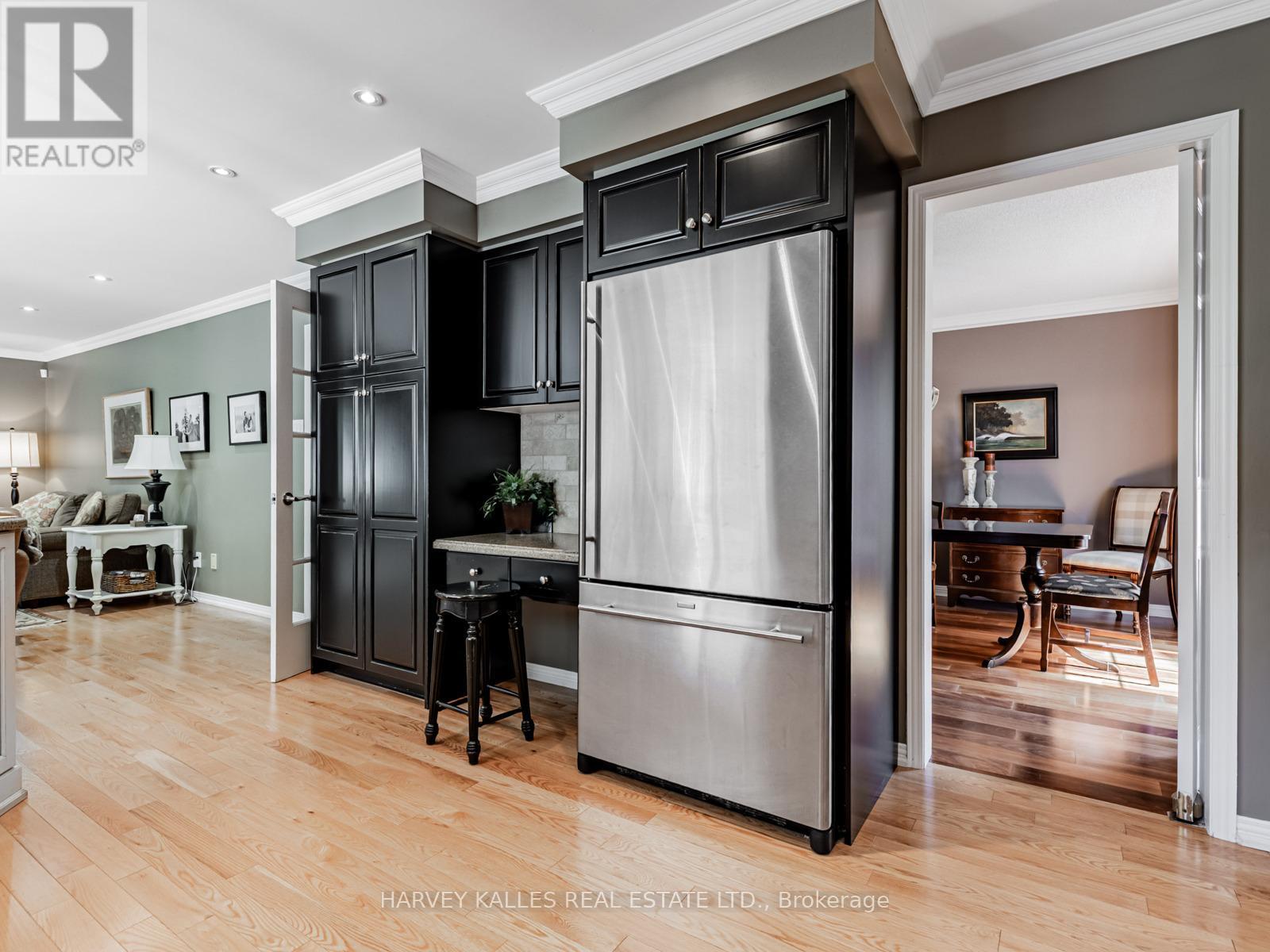 49 Rothean Drive, Whitby, Ontario L1P 1L5 - Photo 9 - E12846310