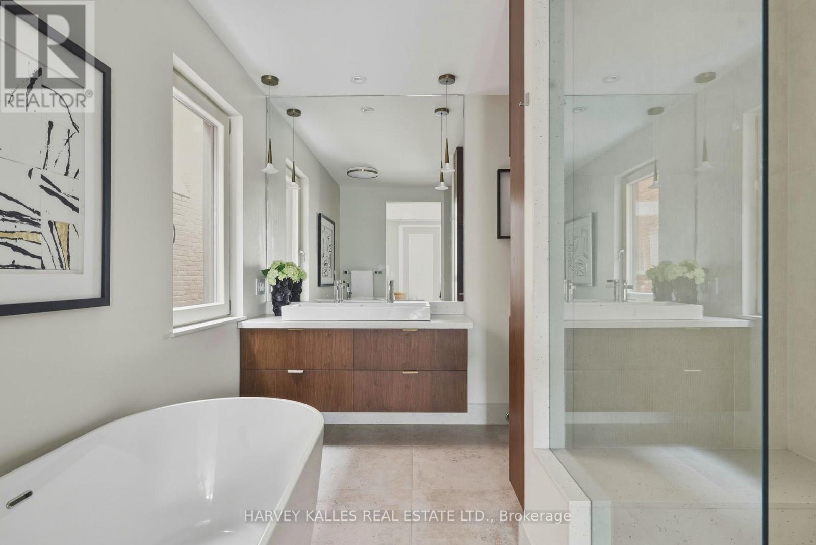 94 B Admiral Road, Toronto, Ontario  M5R 2L6 - Photo 19 - C12850636