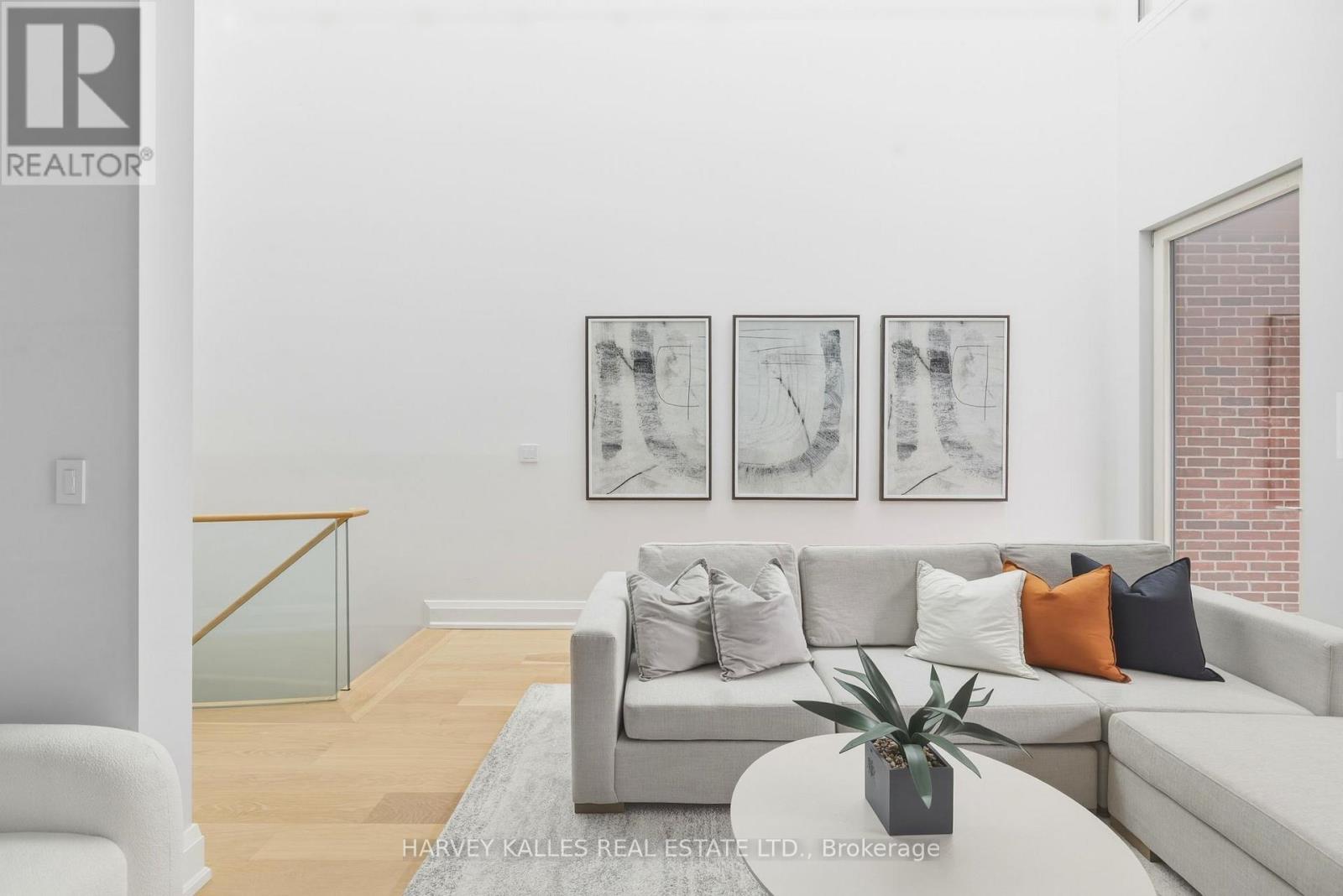 94 B Admiral Road, Toronto, Ontario  M5R 2L6 - Photo 26 - C12850636