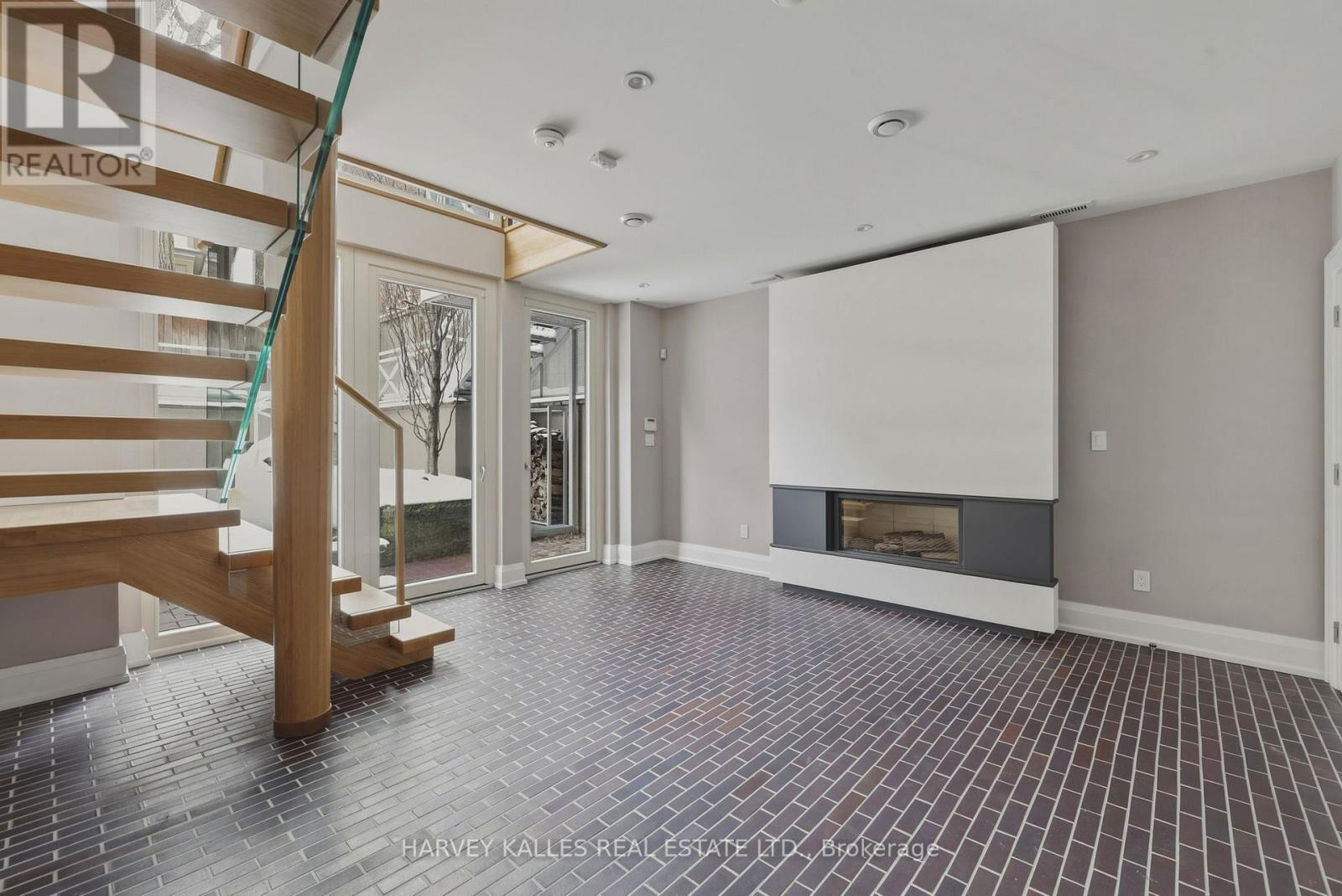 94 B Admiral Road, Toronto, Ontario  M5R 2L6 - Photo 35 - C12850636