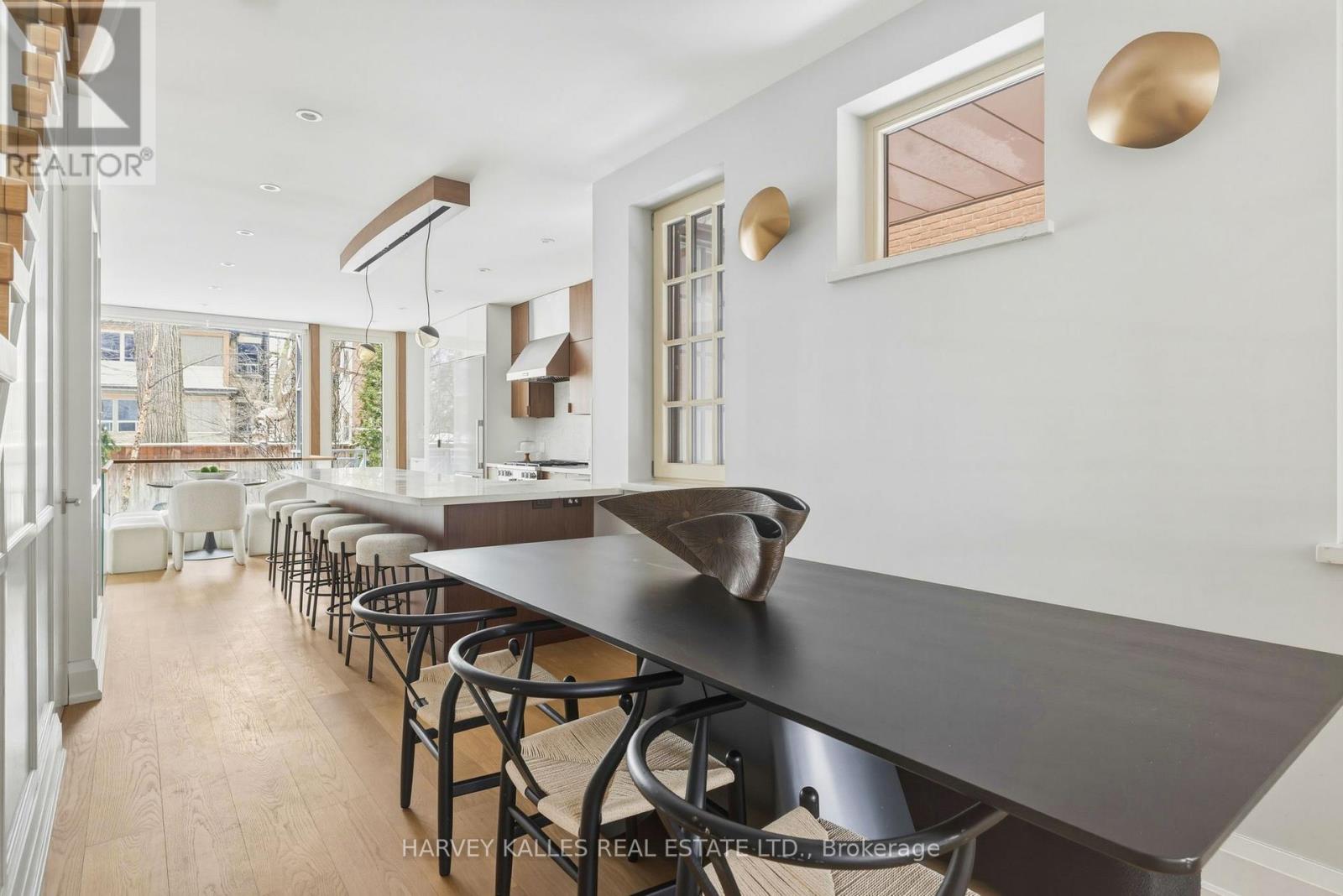 94 B Admiral Road, Toronto, Ontario  M5R 2L6 - Photo 8 - C12850636