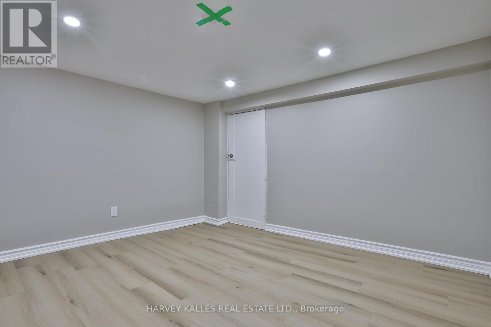 1239 Jane Street, Toronto, Ontario  M6M 4X9 - Photo 27 - W12856228