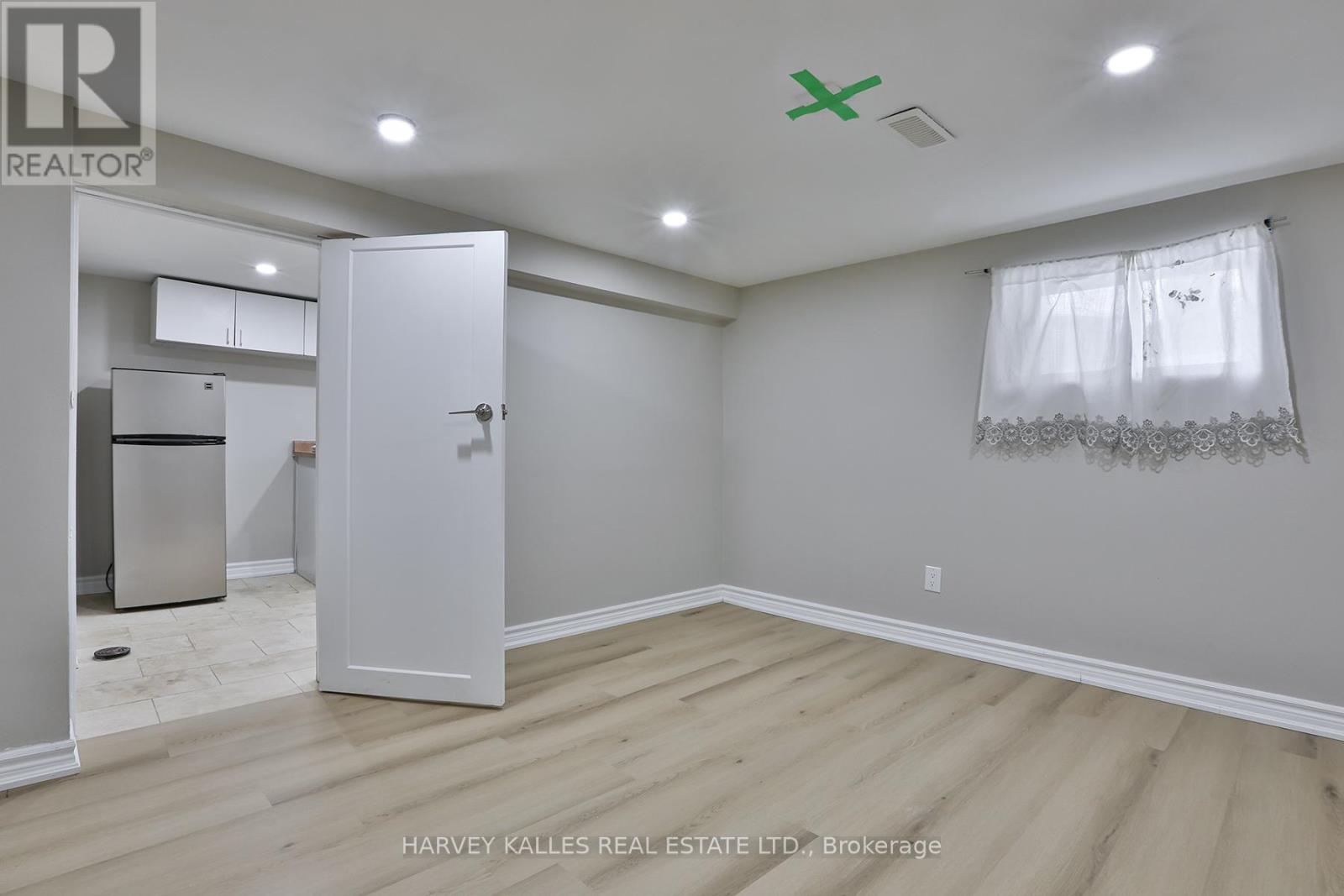 1239 Jane Street, Toronto, Ontario  M6M 4X9 - Photo 28 - W12856228