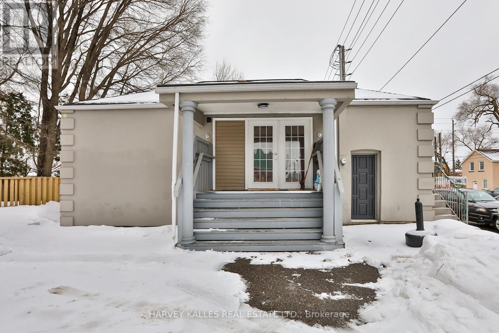 1239 Jane Street, Toronto, Ontario  M6M 4X9 - Photo 34 - W12856228