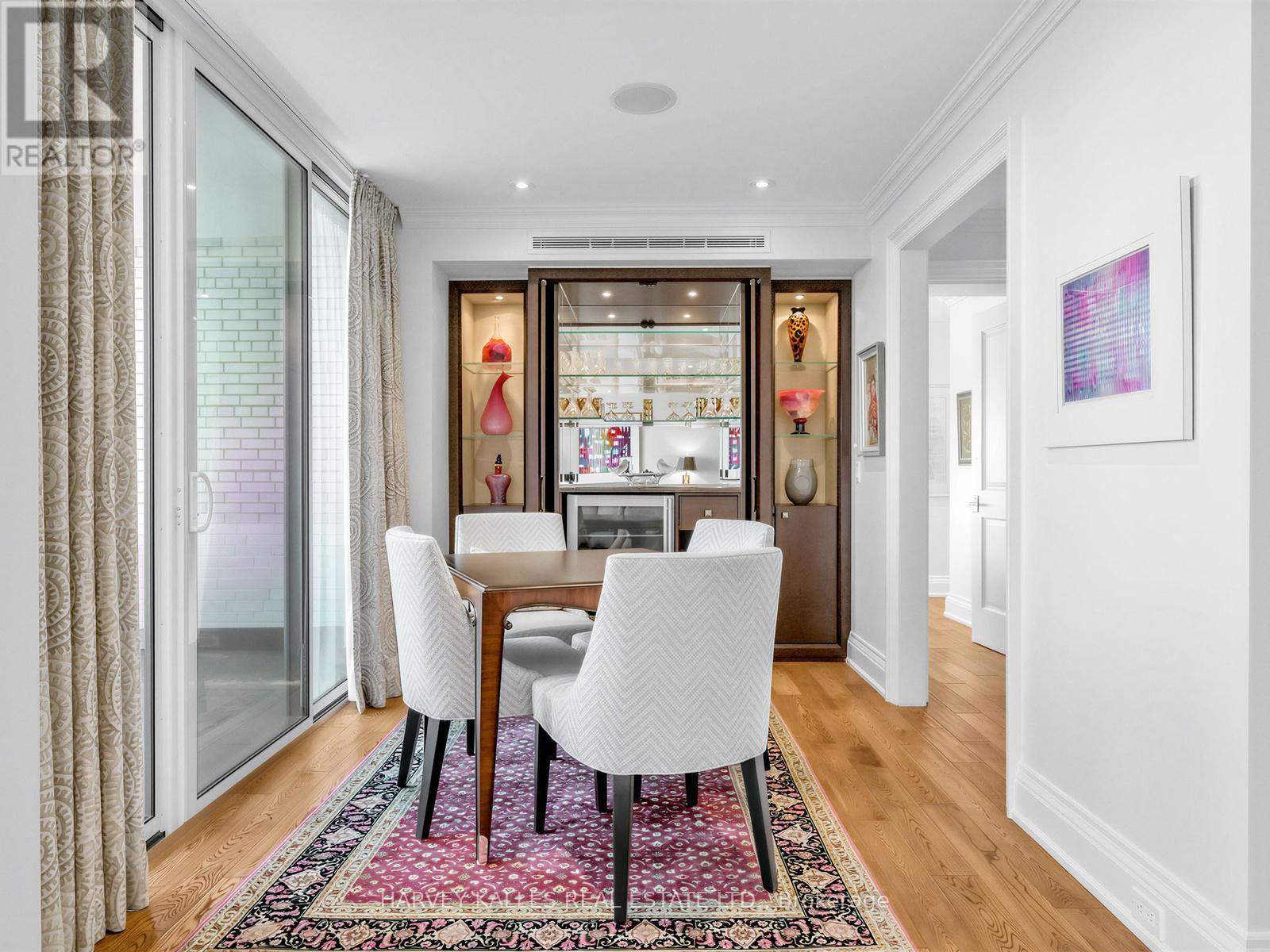 1201 - 500 Avenue Road, Toronto, Ontario  M4V 2J6 - Photo 15 - C12856422