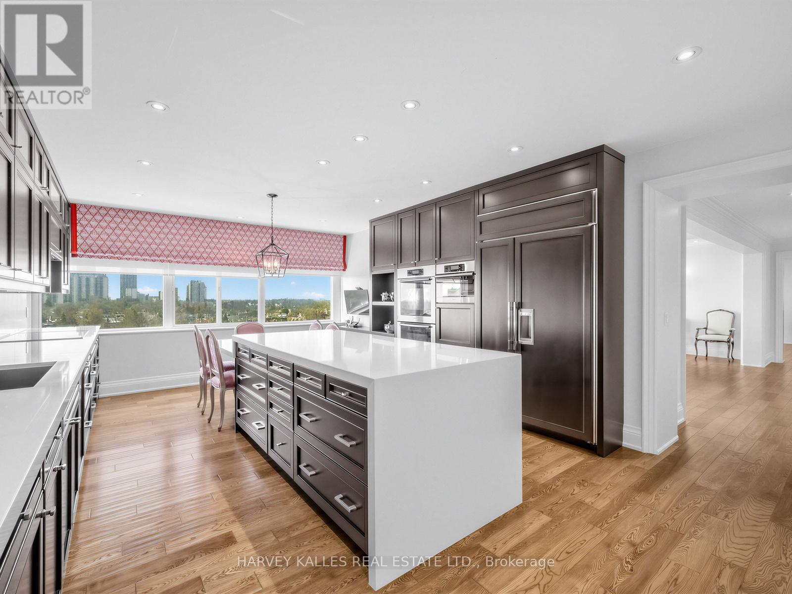 1201 - 500 Avenue Road, Toronto, Ontario  M4V 2J6 - Photo 20 - C12856422