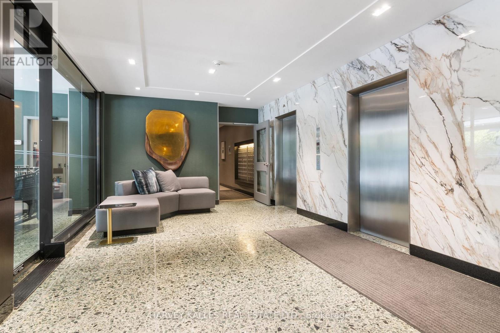 1201 - 500 Avenue Road, Toronto, Ontario  M4V 2J6 - Photo 3 - C12856422