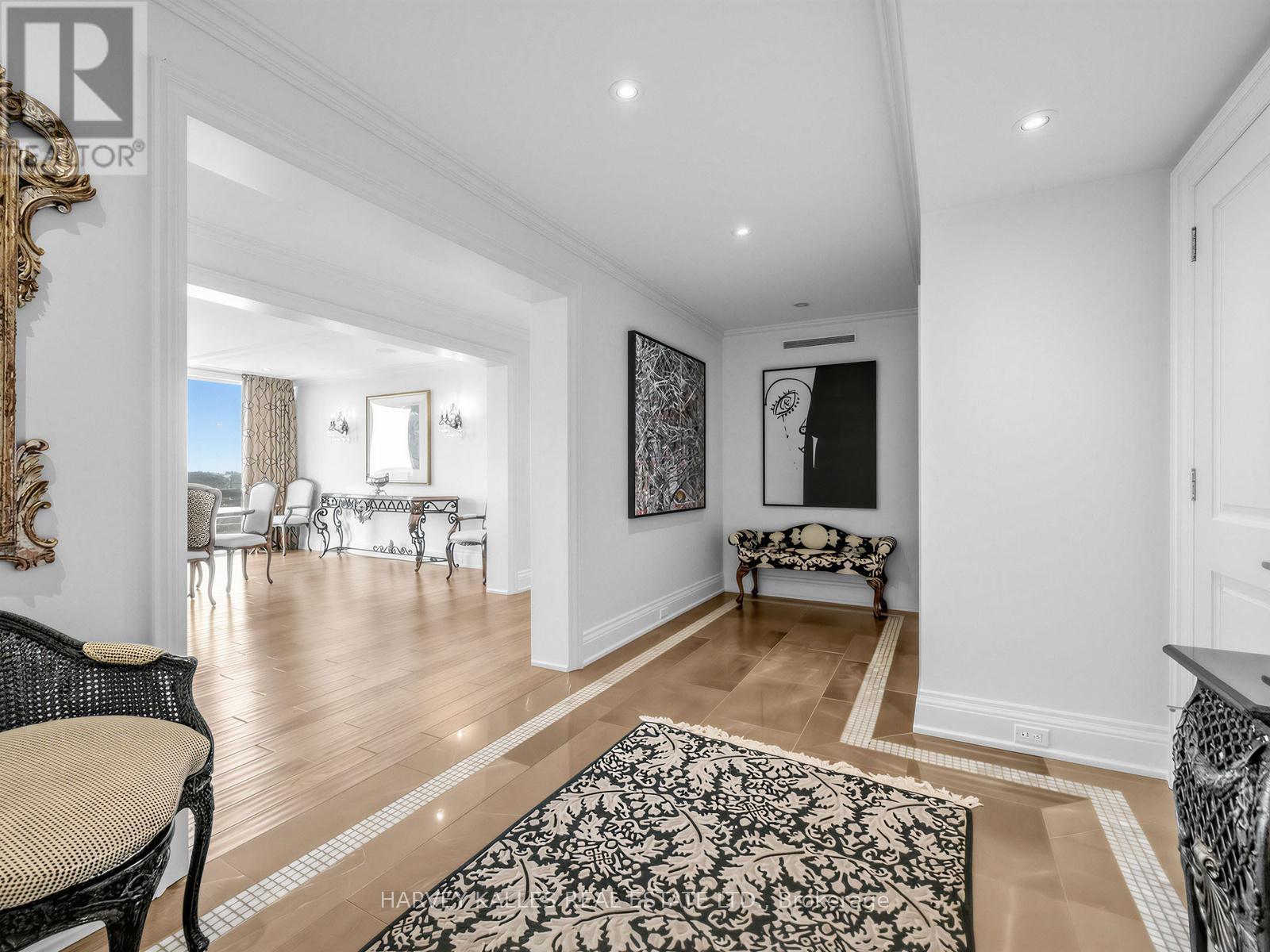 1201 - 500 Avenue Road, Toronto, Ontario  M4V 2J6 - Photo 5 - C12856422