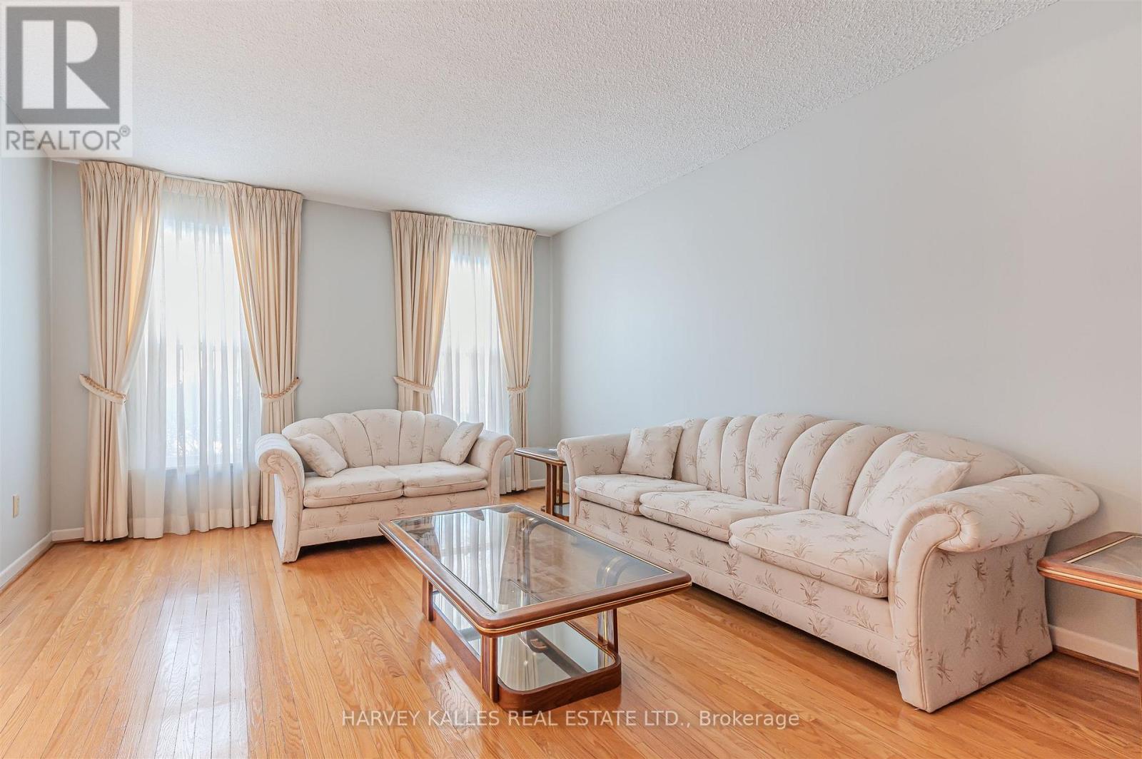 274 Mcgill Street, Mississauga, Ontario  L5A 1V4 - Photo 7 - W12856440