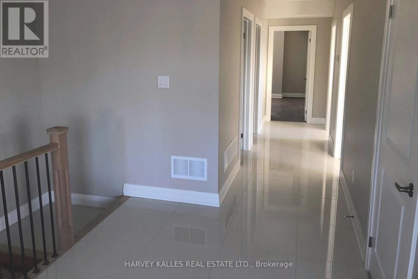 31 Alma Avenue, Toronto, Ontario  M6J 1N2 - Photo 7 - C12856820