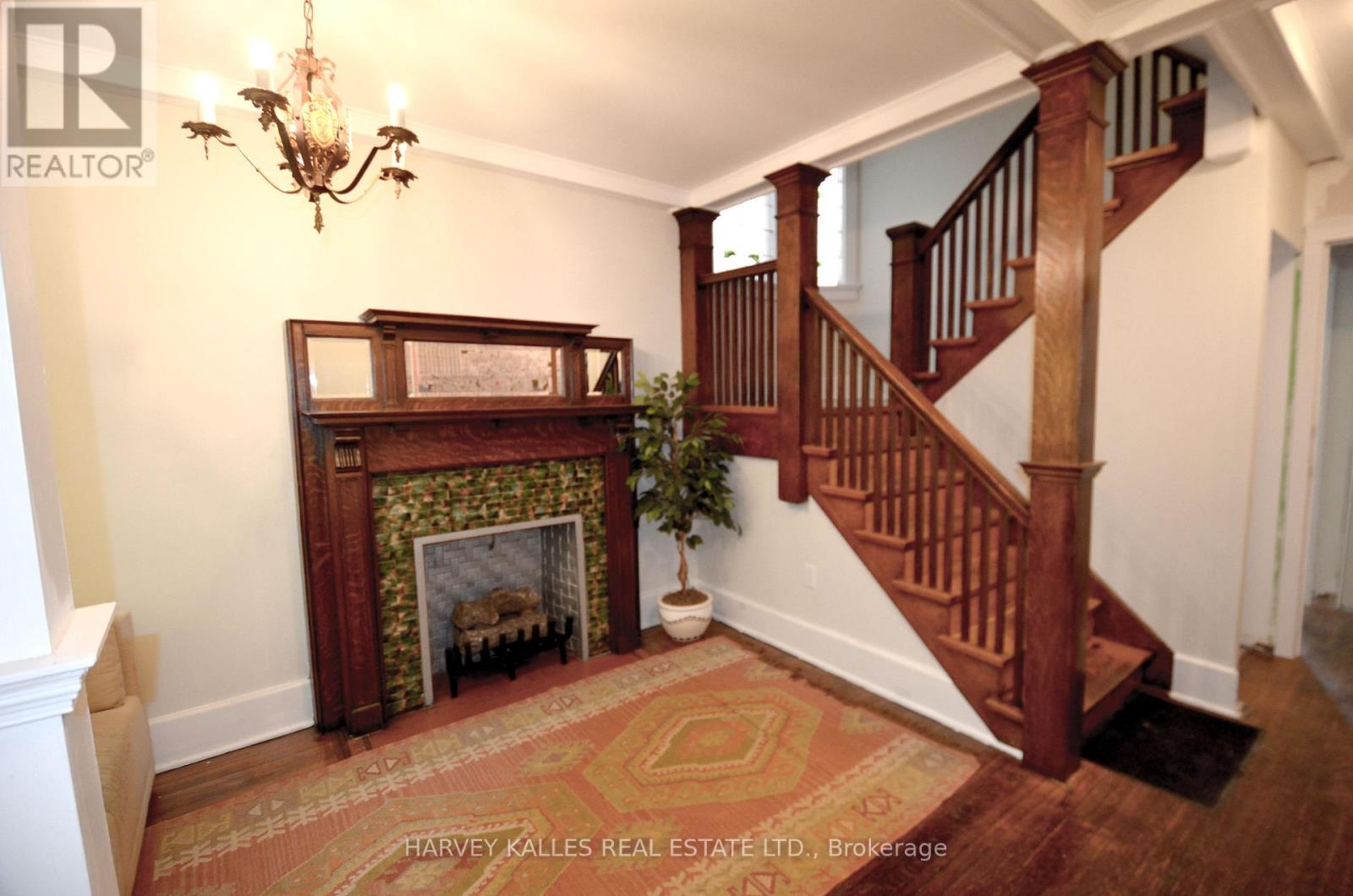 27 Dalton Road, Toronto, Ontario  M5R 2Y8 - Photo 3 - C12858332