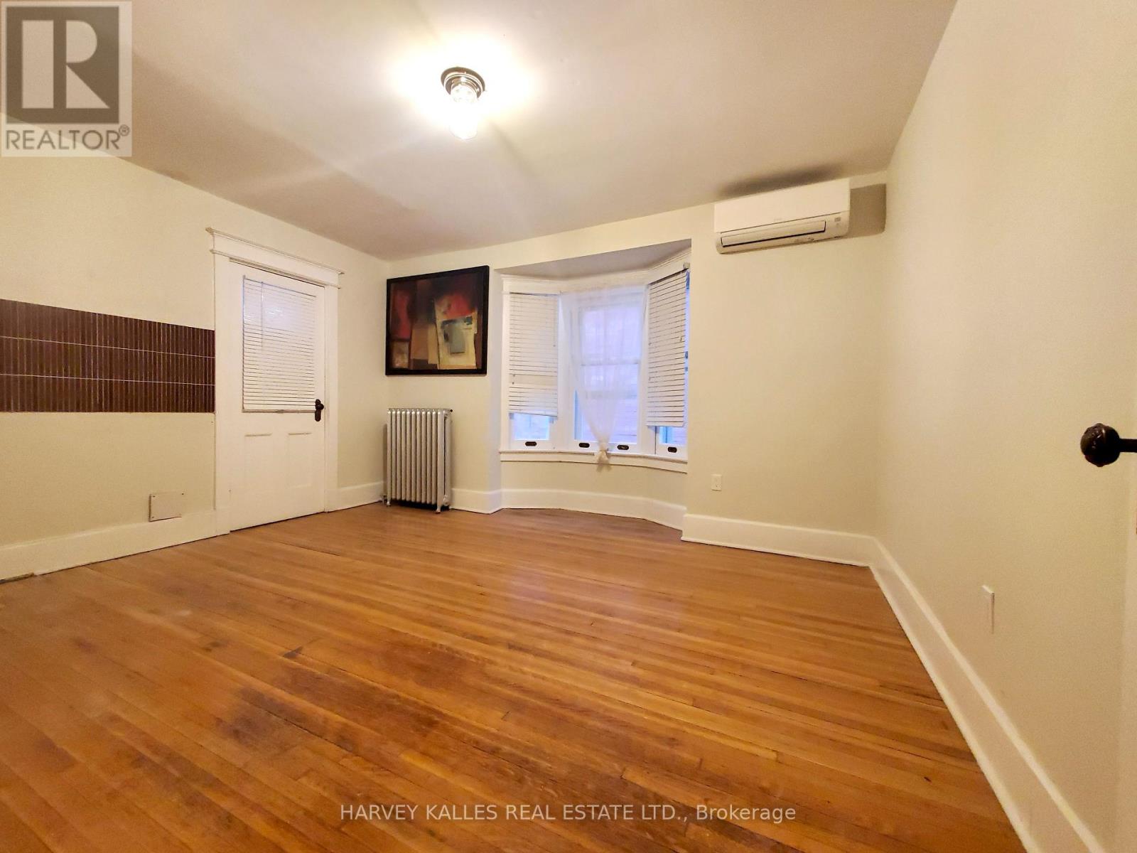 27 Dalton Road, Toronto, Ontario  M5R 2Y8 - Photo 4 - C12858332