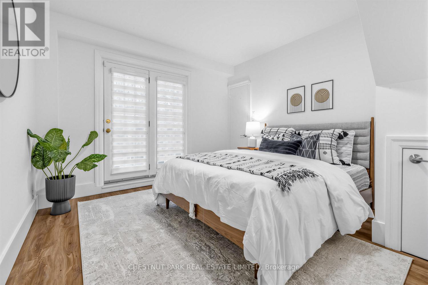 736 Glencairn Avenue, Toronto, Ontario  M6B 2A1 - Photo 20 - C12860576