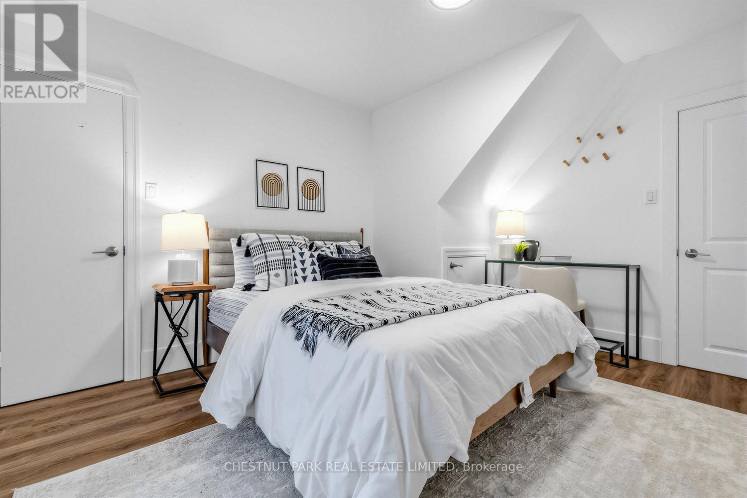 736 Glencairn Avenue, Toronto, Ontario  M6B 2A1 - Photo 21 - C12860576