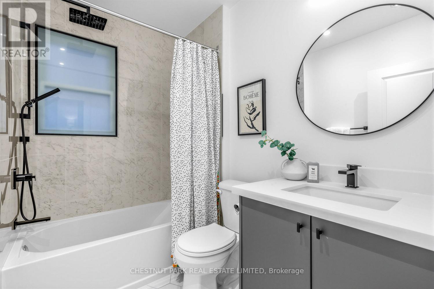 736 Glencairn Avenue, Toronto, Ontario  M6B 2A1 - Photo 22 - C12860576