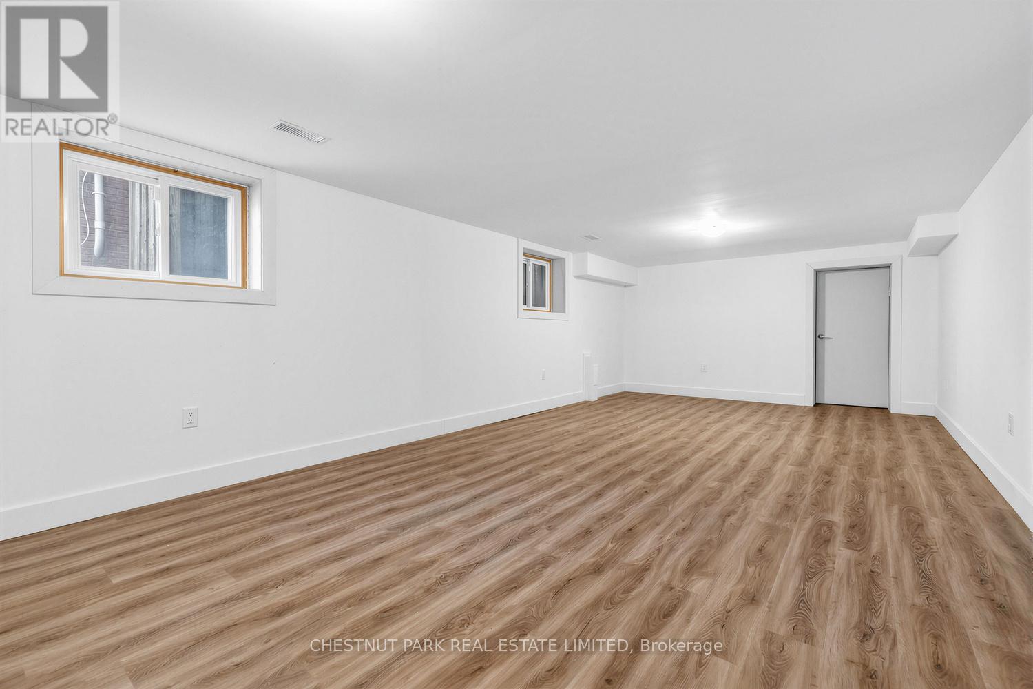 736 Glencairn Avenue, Toronto, Ontario  M6B 2A1 - Photo 30 - C12860576