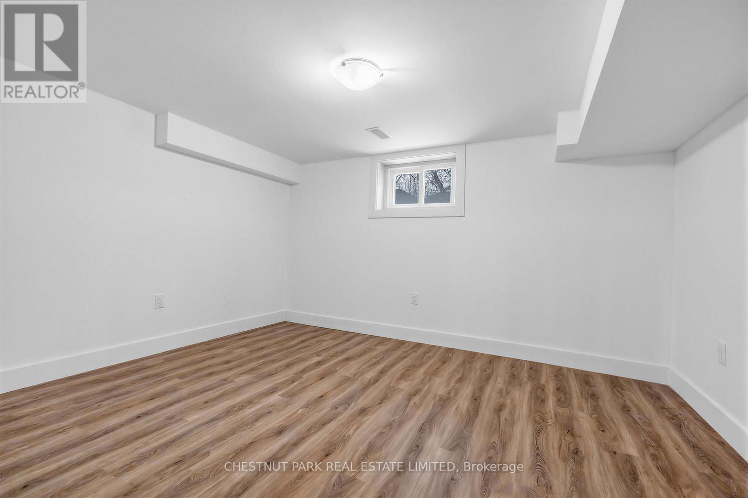 736 Glencairn Avenue, Toronto, Ontario  M6B 2A1 - Photo 32 - C12860576