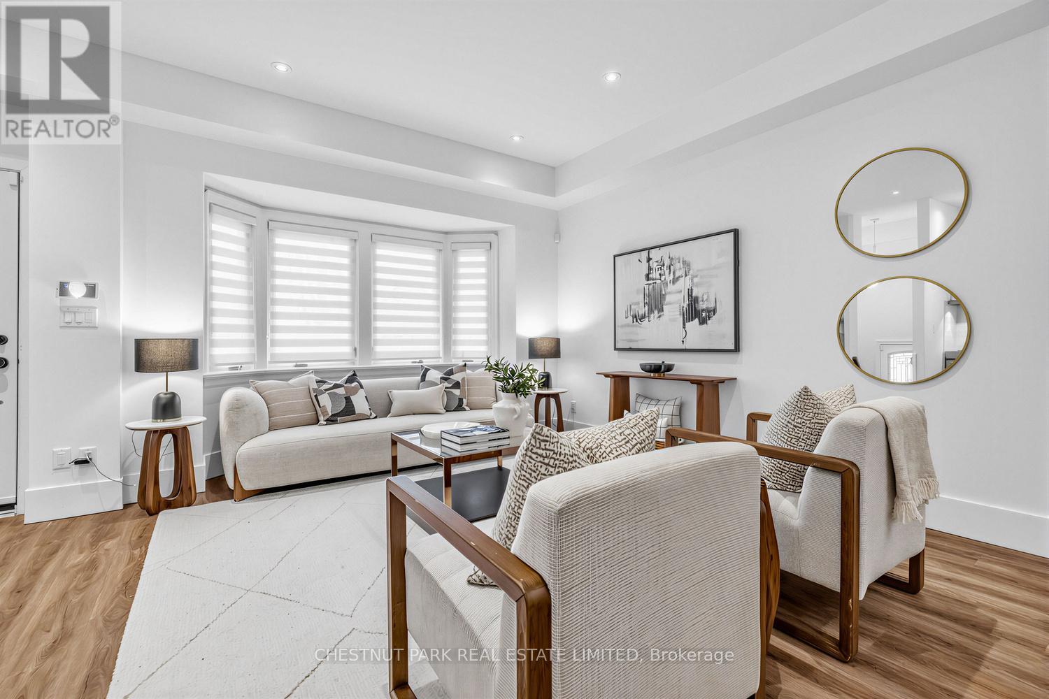 736 Glencairn Avenue, Toronto, Ontario  M6B 2A1 - Photo 9 - C12860576