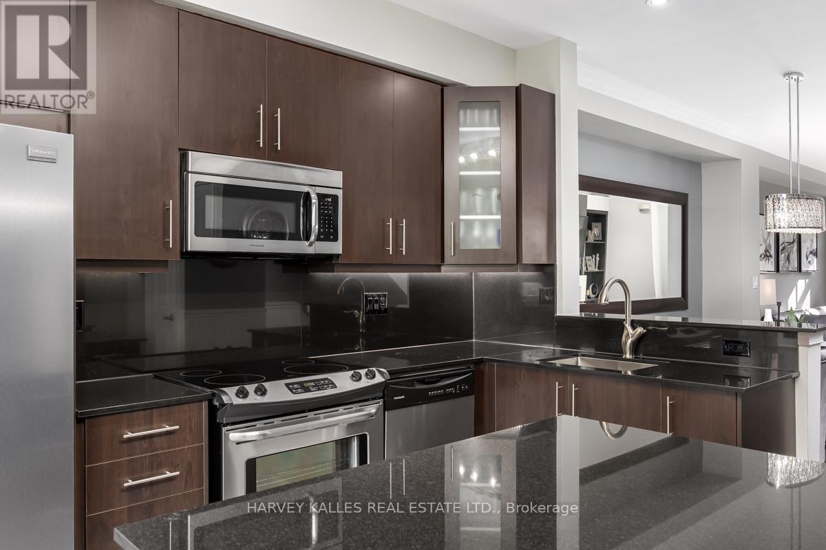 16 Powseland Crescent, Vaughan, Ontario  L4L 0C5 - Photo 14 - N12863026