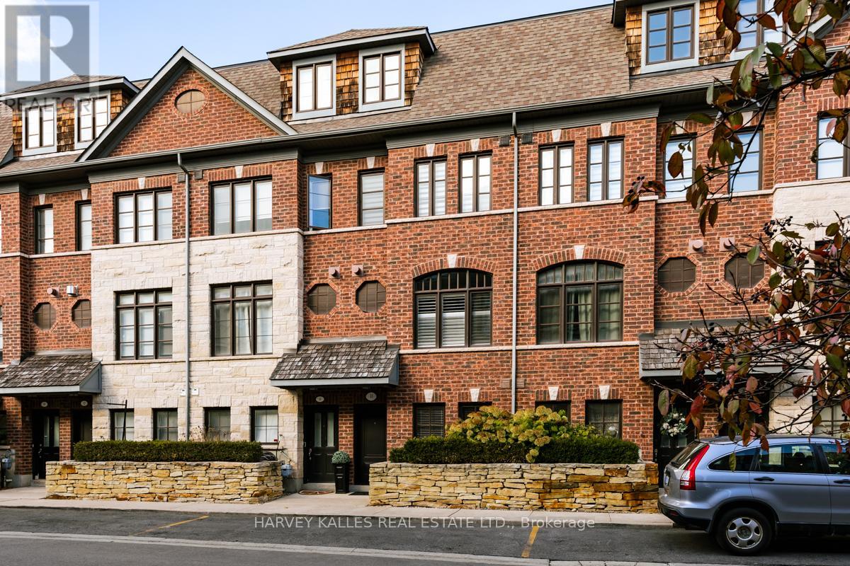 16 Powseland Crescent, Vaughan, Ontario  L4L 0C5 - Photo 3 - N12863026