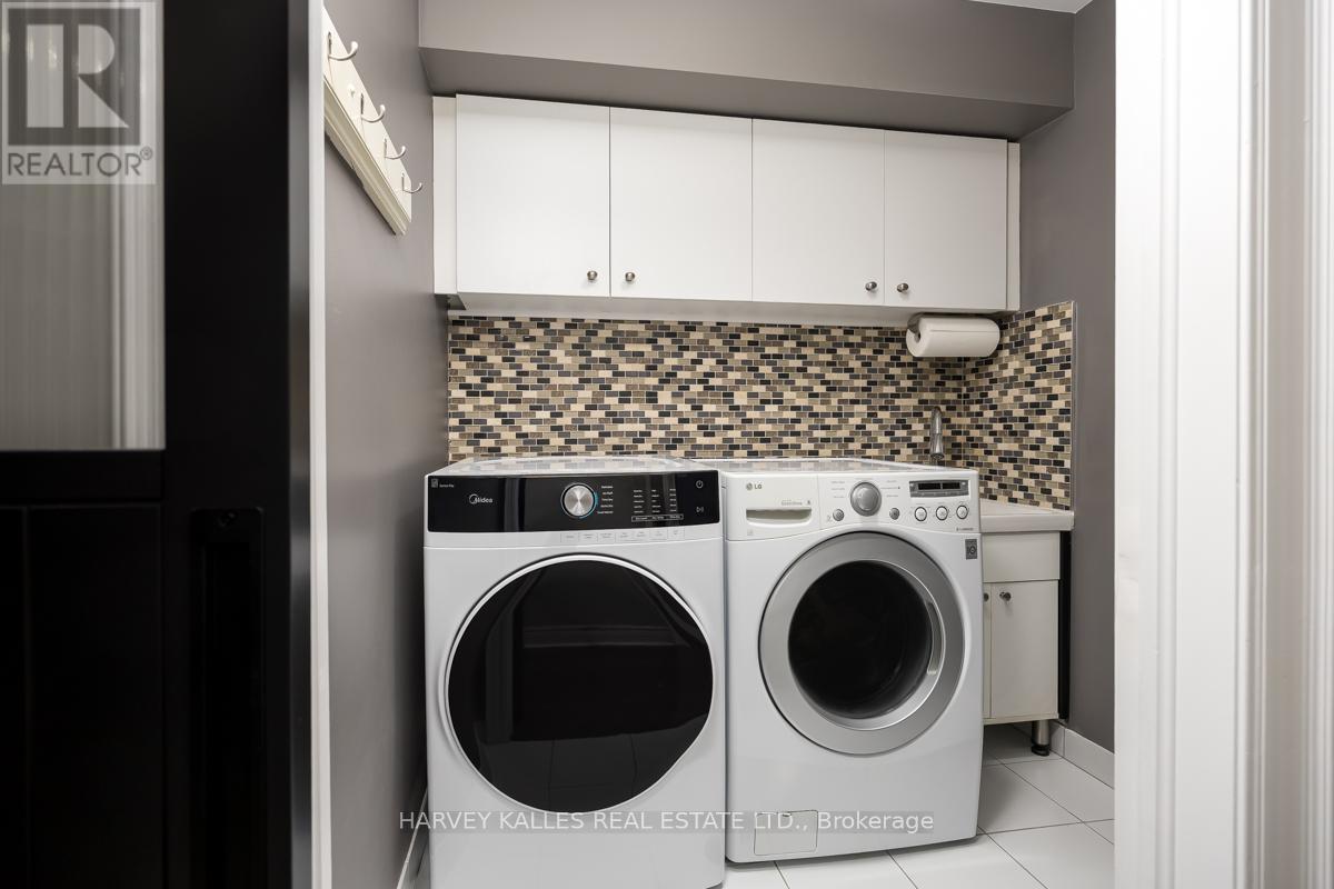 16 Powseland Crescent, Vaughan, Ontario  L4L 0C5 - Photo 31 - N12863026