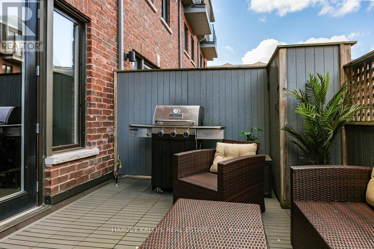 16 Powseland Crescent, Vaughan, Ontario  L4L 0C5 - Photo 40 - N12863026