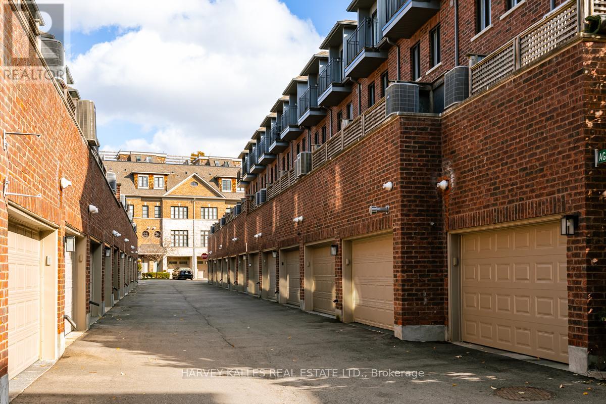 16 Powseland Crescent, Vaughan, Ontario  L4L 0C5 - Photo 41 - N12863026