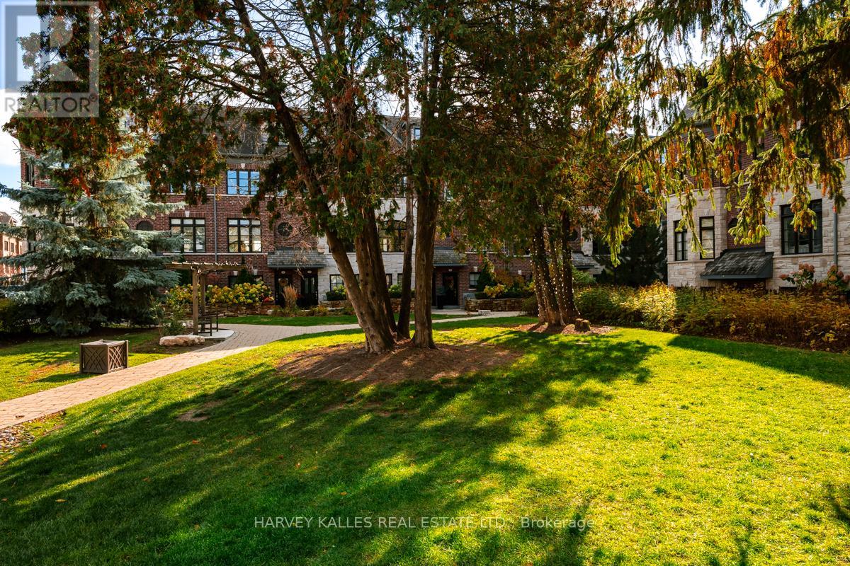 16 Powseland Crescent, Vaughan, Ontario  L4L 0C5 - Photo 45 - N12863026