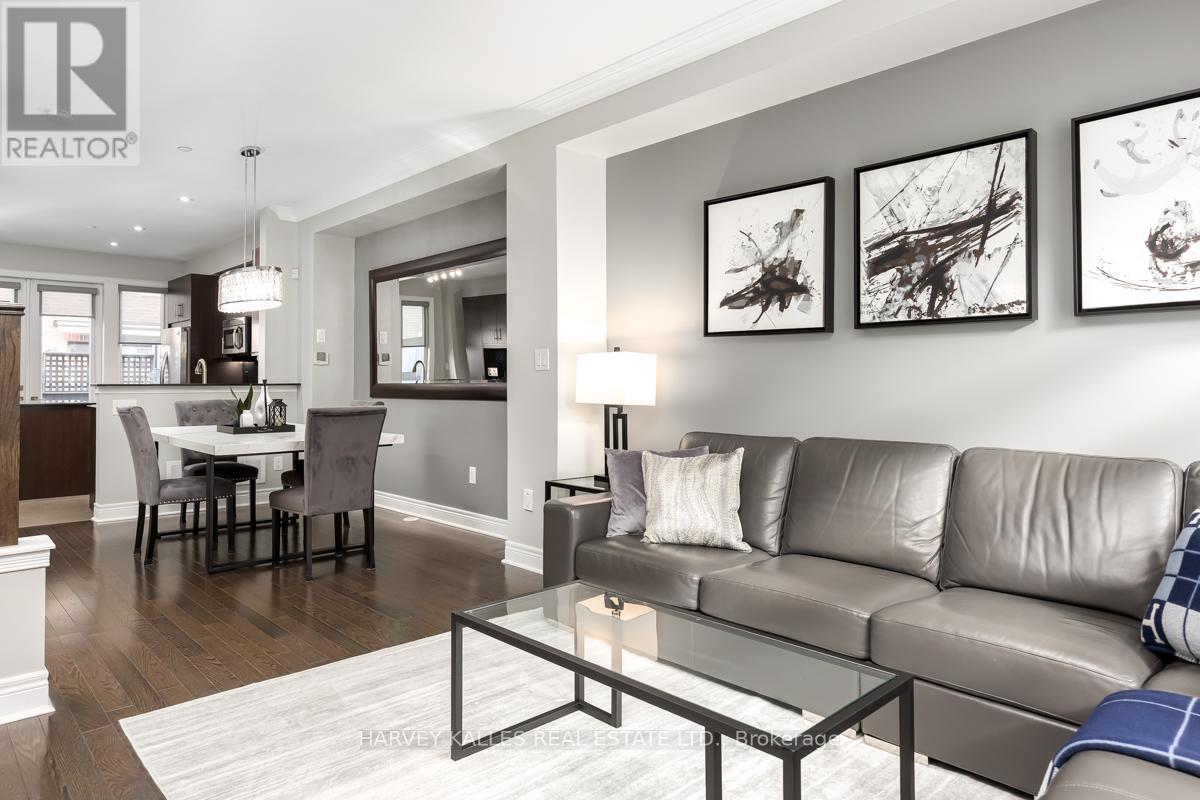 16 Powseland Crescent, Vaughan, Ontario  L4L 0C5 - Photo 8 - N12863026