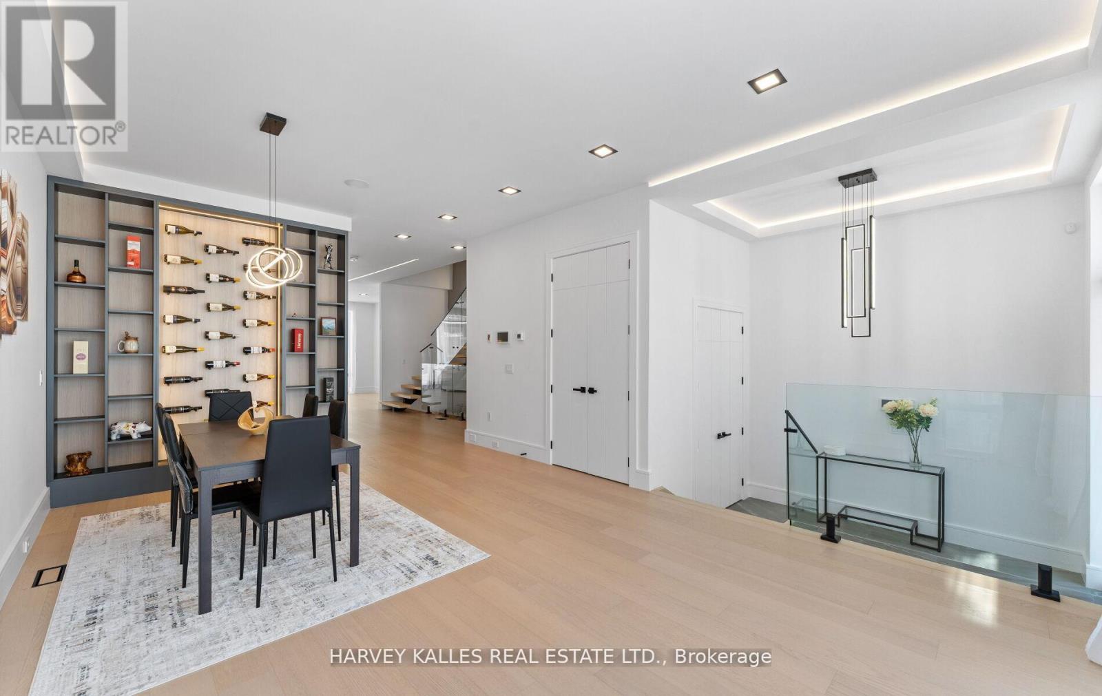 656 Oriole Parkway, Toronto, Ontario  M4R 2C4 - Photo 5 - C12863602