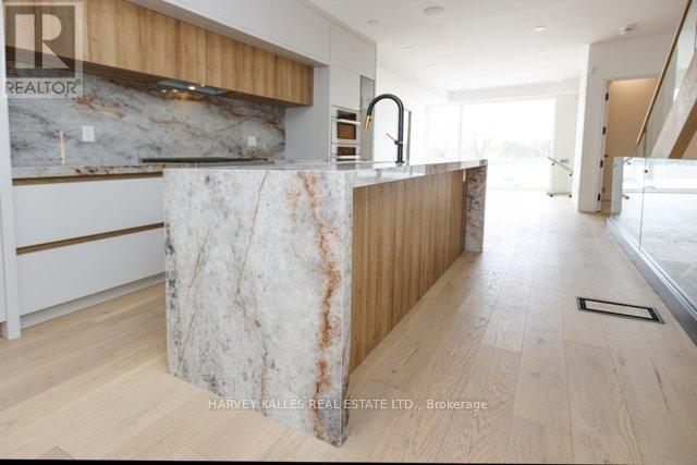 2970a Bayview Avenue, Toronto, Ontario  M2N 5K7 - Photo 12 - C12865226