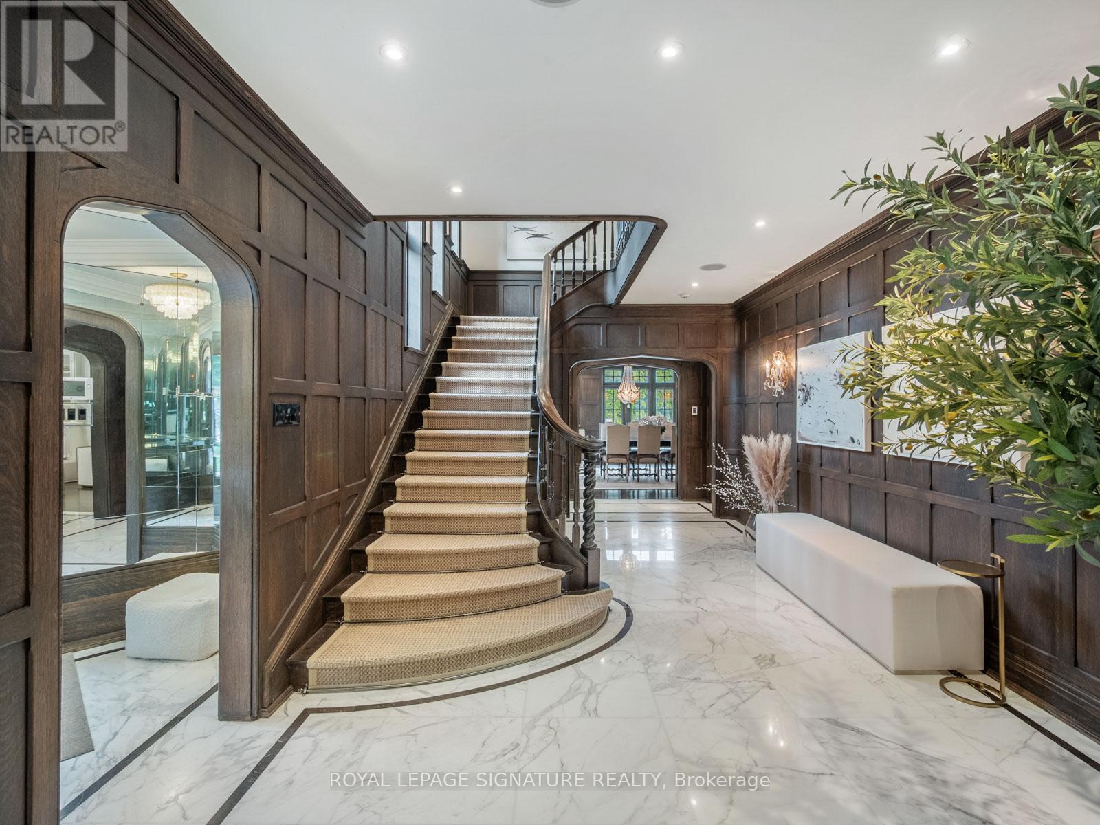 64 Old Forest Hill Road, Toronto, Ontario  M5P 2R2 - Photo 4 - C12865234