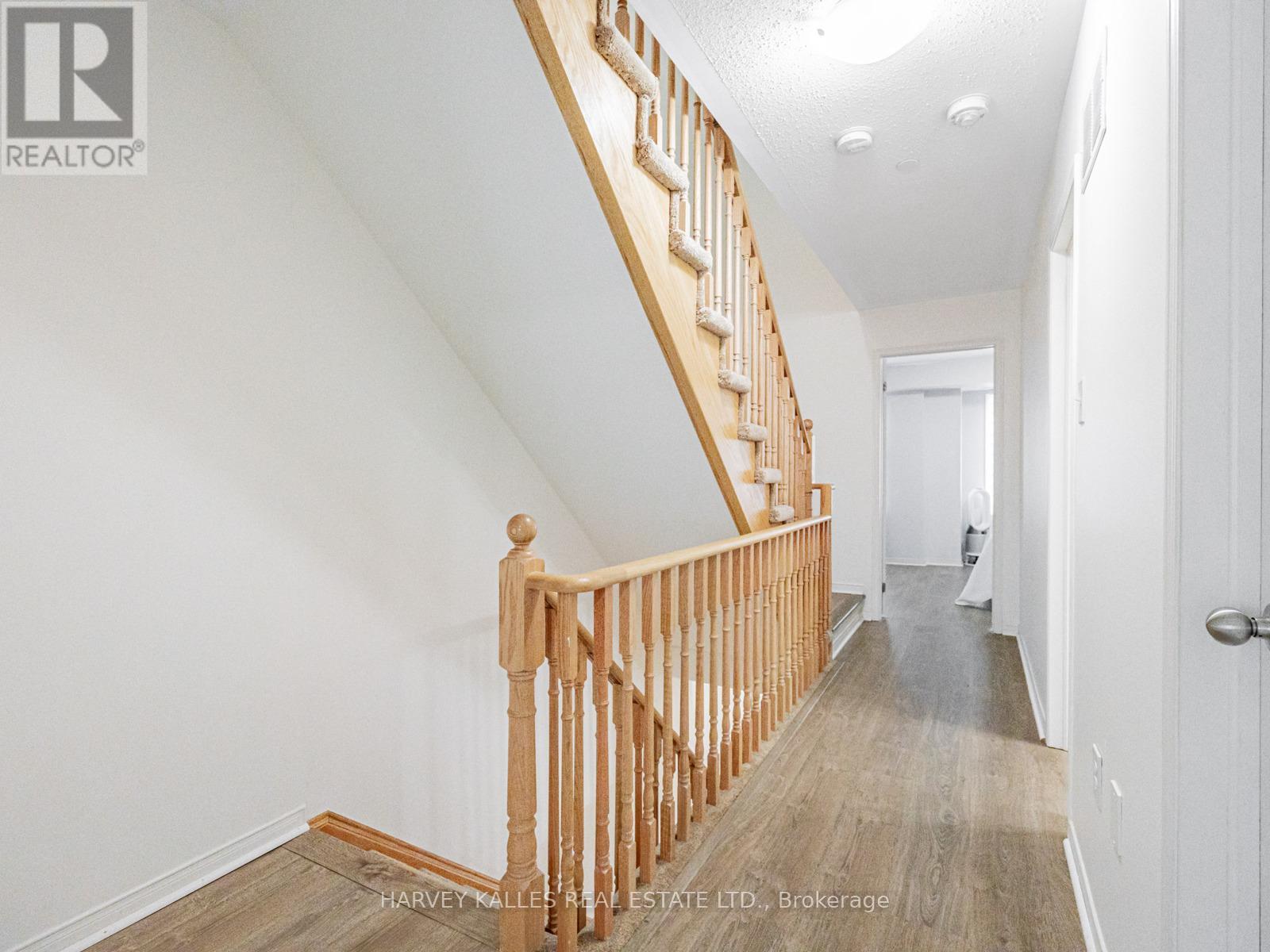 38 Glenstal Path, Oshawa, Ontario  L1L 0L2 - Photo 25 - E12865454