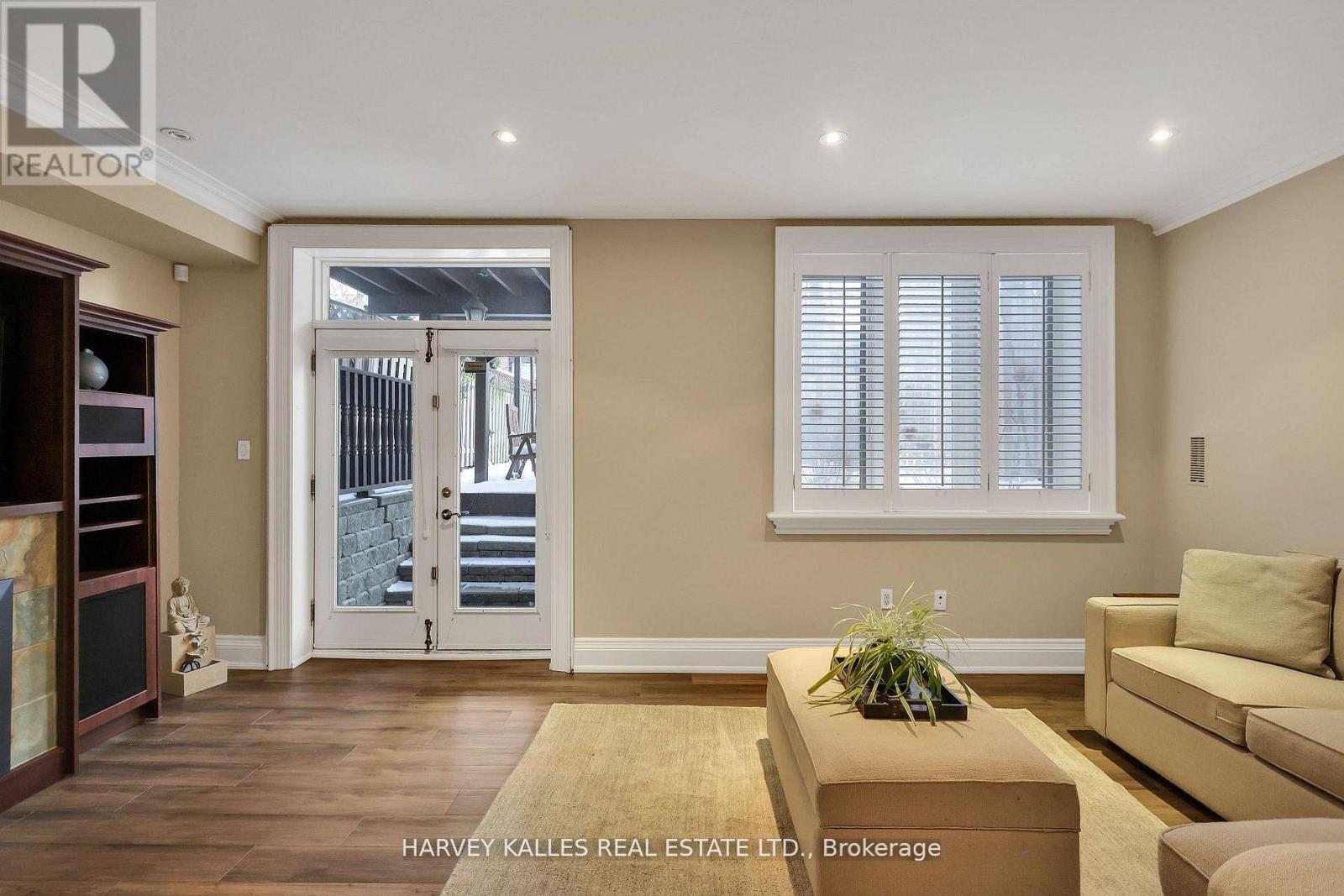 39 Gormley Avenue, Toronto, Ontario  M4V 1Y9 - Photo 44 - C12866604