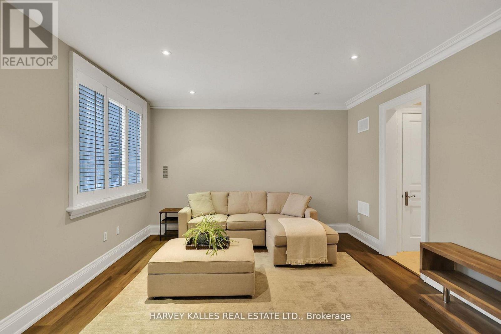 39 Gormley Avenue, Toronto, Ontario  M4V 1Y9 - Photo 46 - C12866604