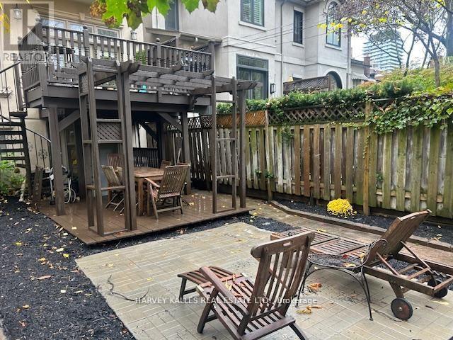 39 Gormley Avenue, Toronto, Ontario  M4V 1Y9 - Photo 48 - C12866604