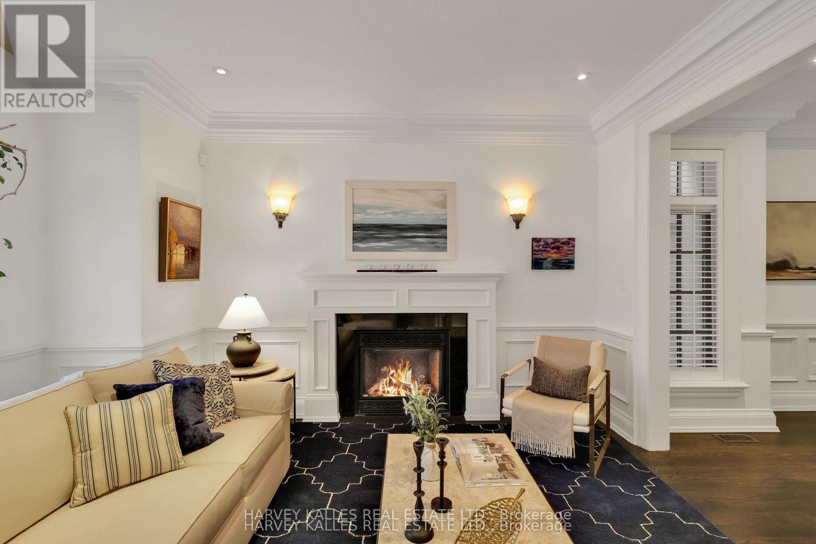 39 Gormley Avenue, Toronto, Ontario  M4V 1Y9 - Photo 7 - C12866604