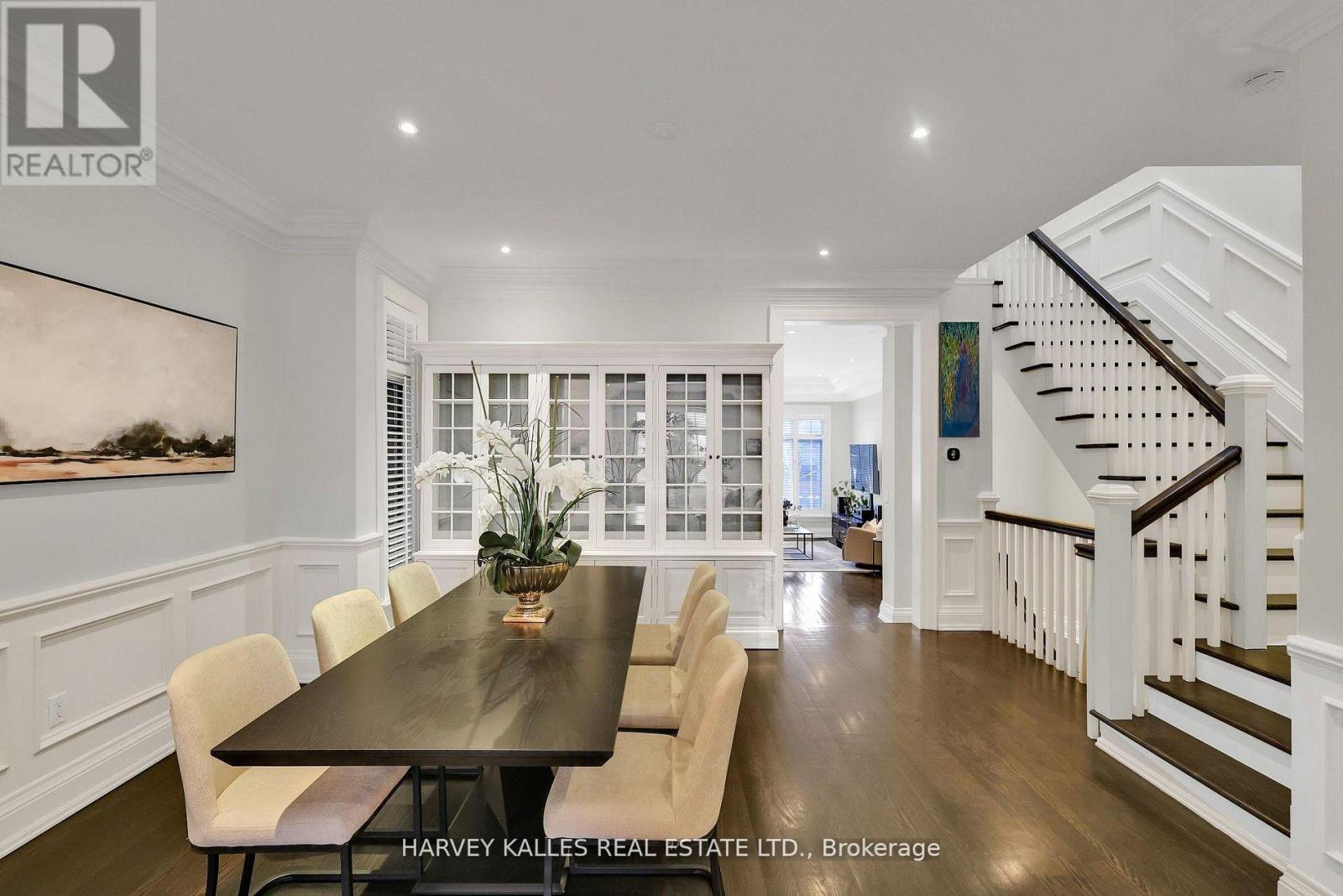 39 Gormley Avenue, Toronto, Ontario  M4V 1Y9 - Photo 9 - C12866604