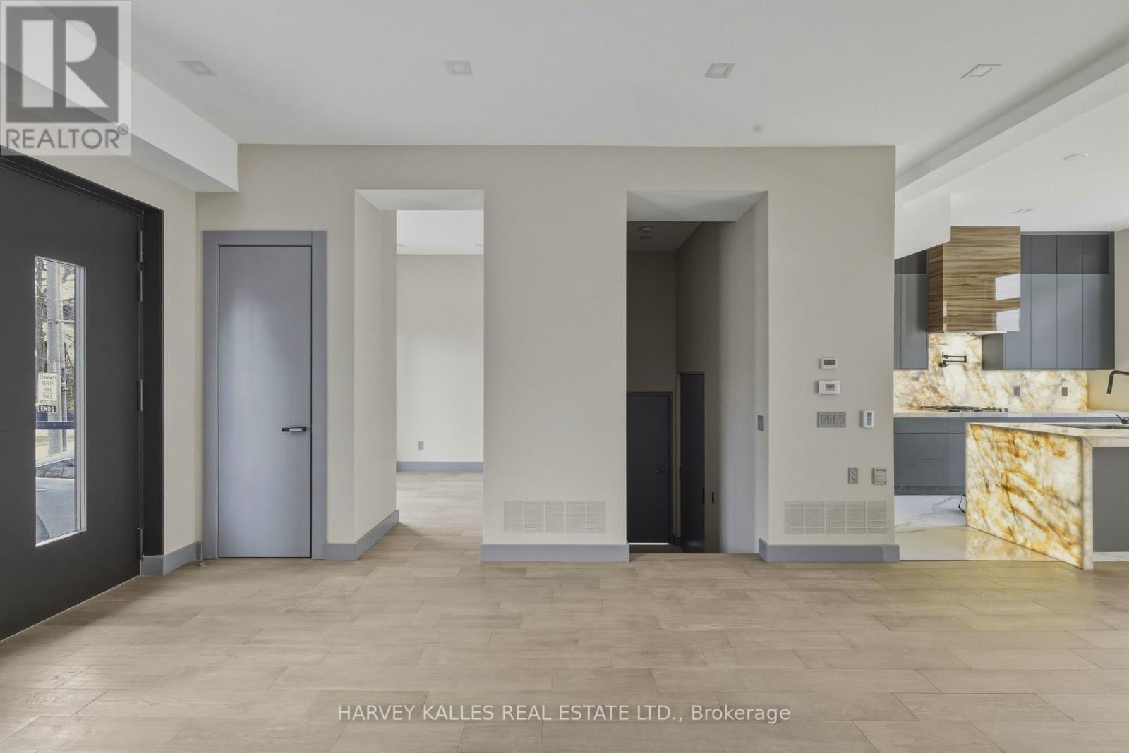 1002 Spadina Road, Toronto, Ontario  M5N 2M6 - Photo 12 - C12867700