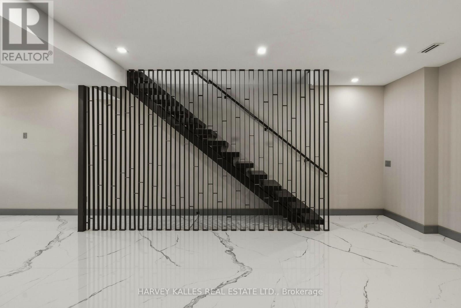 1002 Spadina Road, Toronto, Ontario  M5N 2M6 - Photo 35 - C12867700