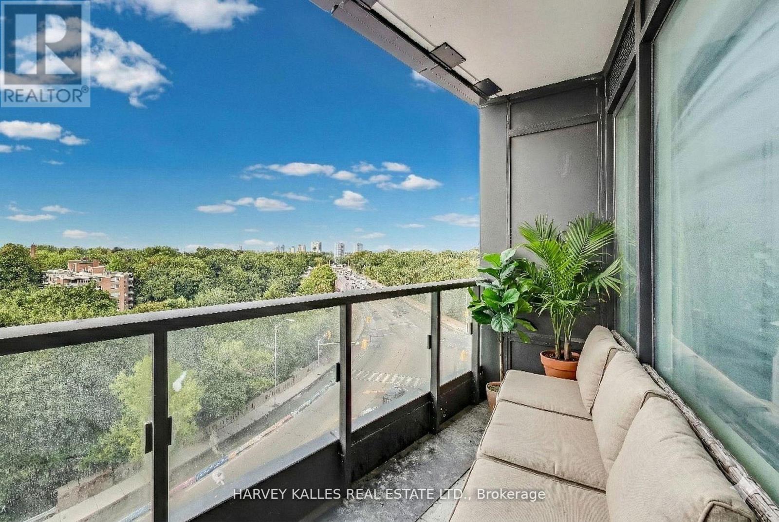 515 - 585 Bloor Street E, Toronto, Ontario  M4W 0B3 - Photo 10 - C12868150