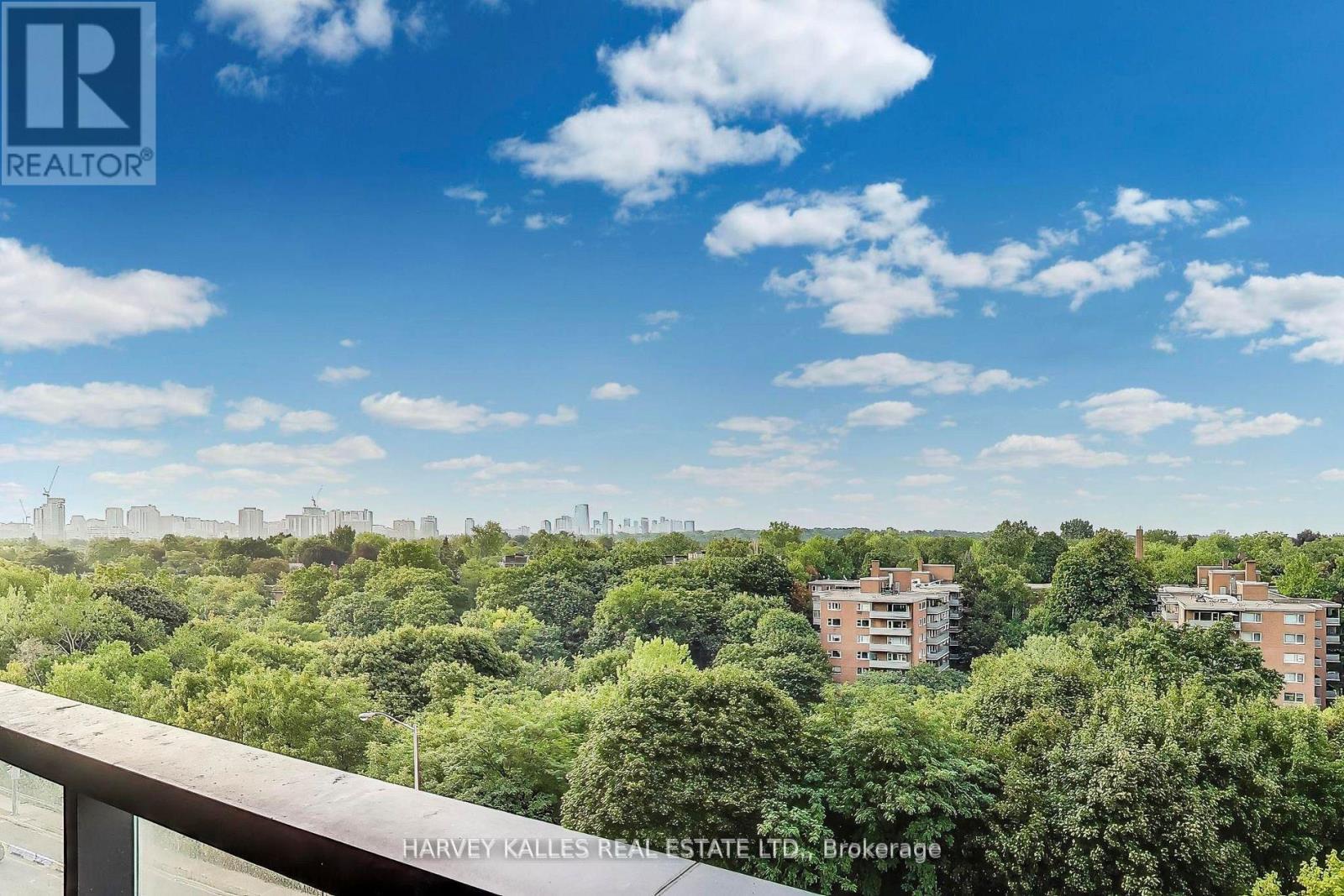 515 - 585 Bloor Street E, Toronto, Ontario  M4W 0B3 - Photo 12 - C12868150